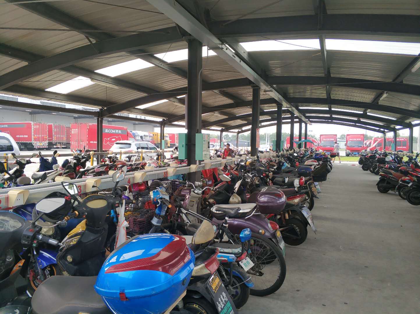 5天发生5起电动车火灾！夏季电动车充电要当心